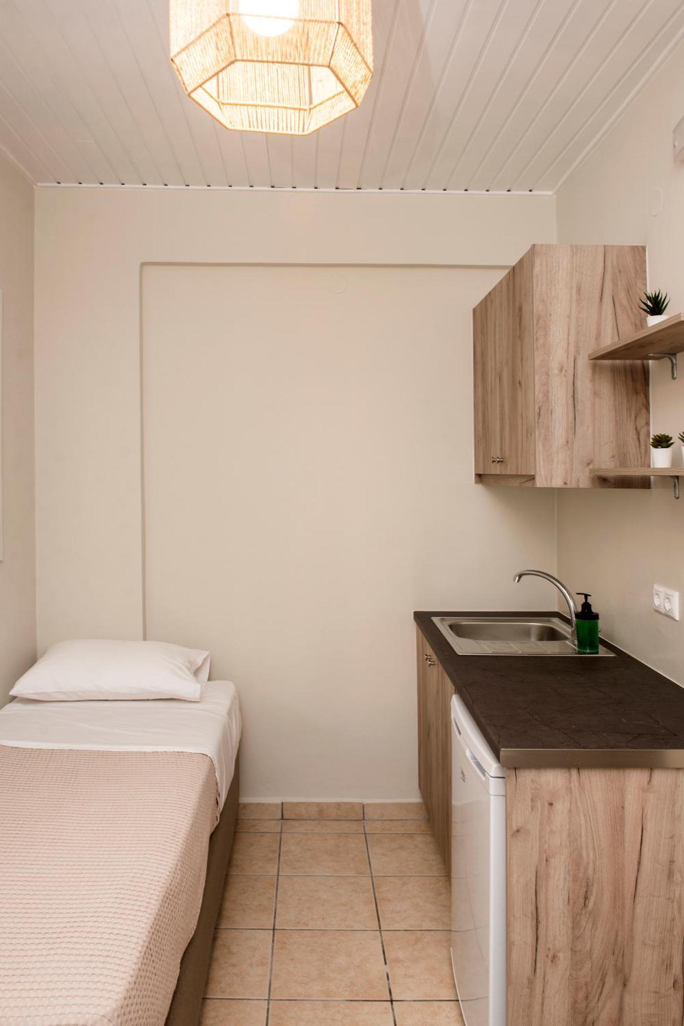 Glafki Studios Syros Mégas Yialós-Nítes 外观 照片