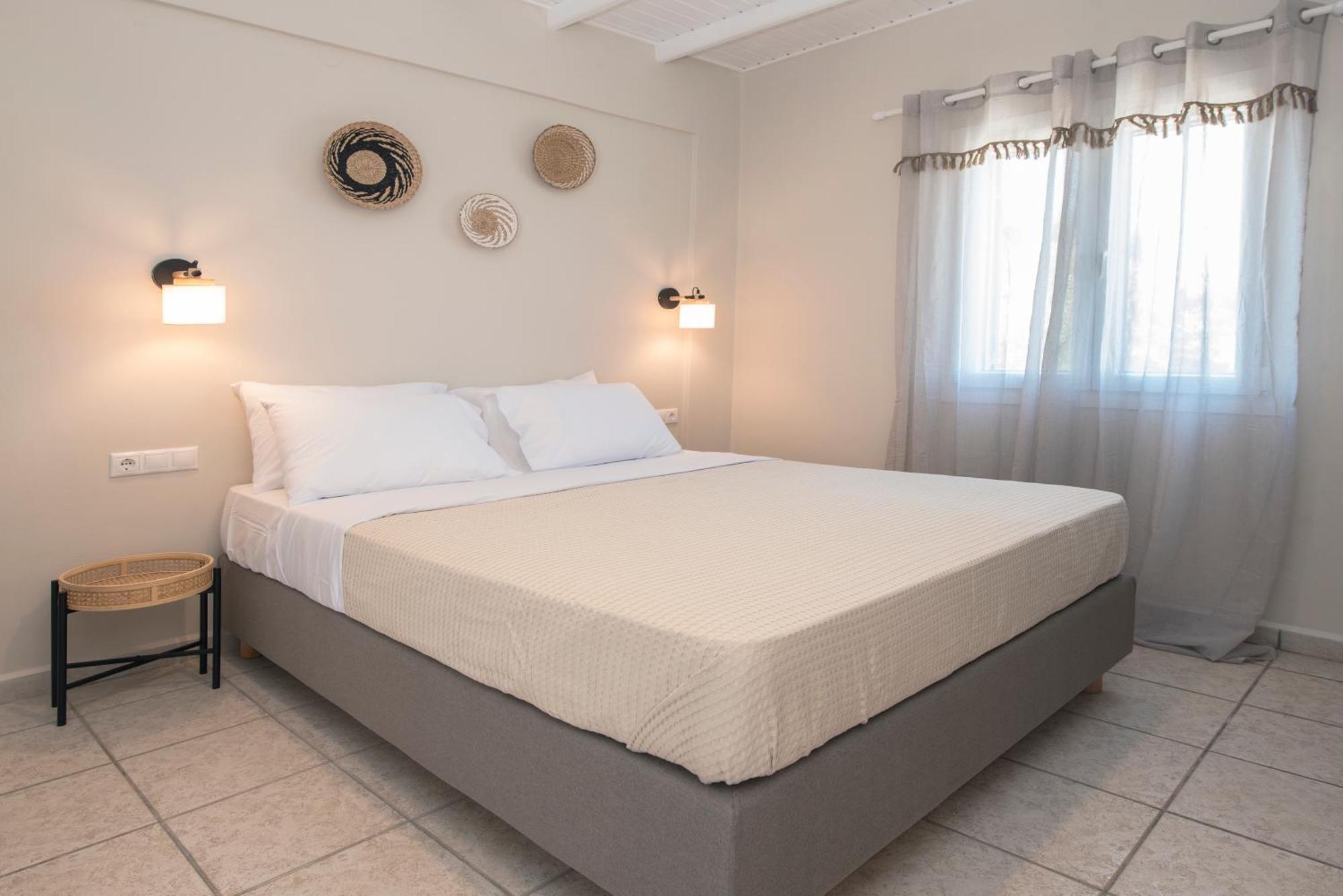 Glafki Studios Syros Mégas Yialós-Nítes 外观 照片